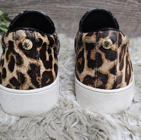 Michael Kors Keaton Shoes - Picture 5 of 8